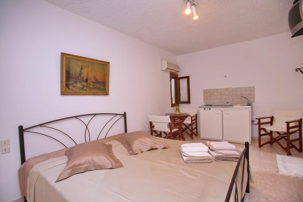Marlitsis Apartments & Studios Skopelos Town Exterior foto