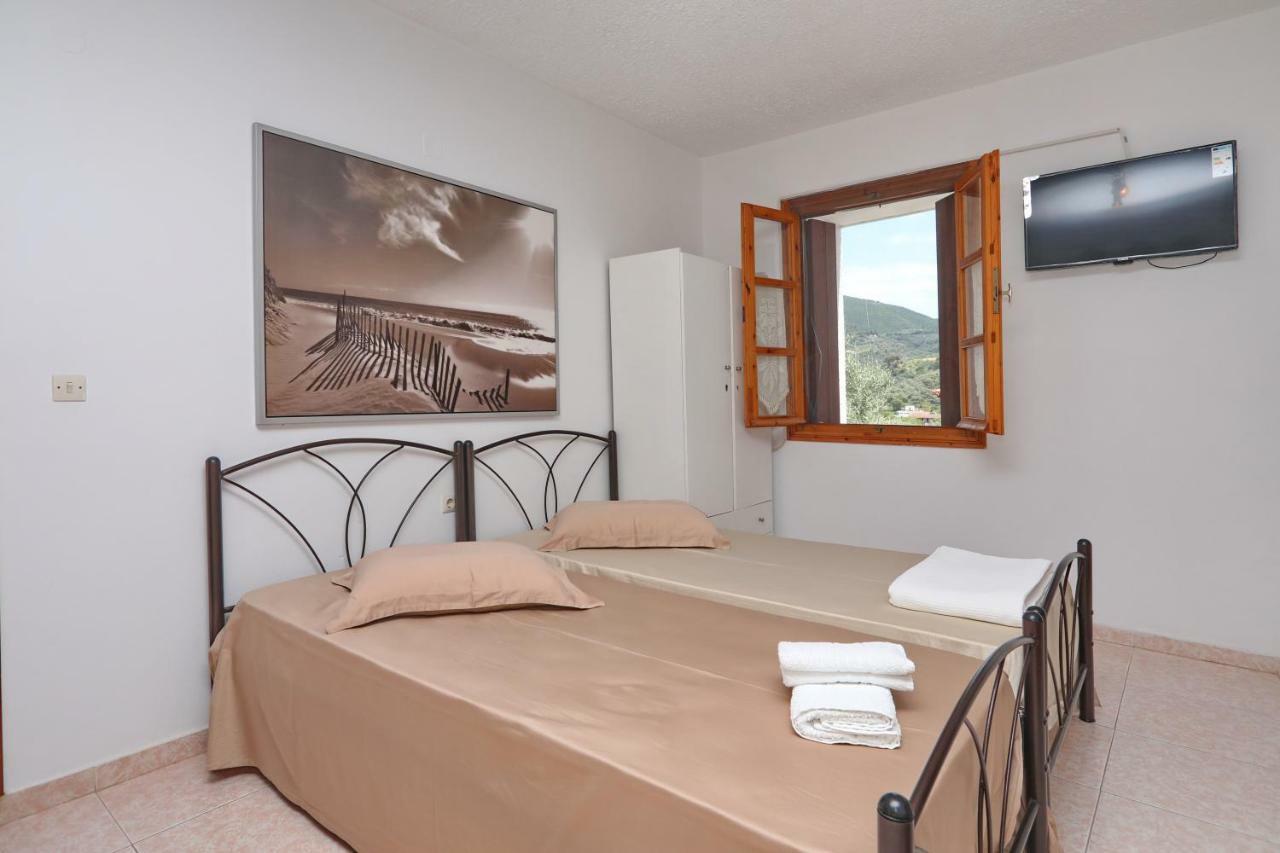 Marlitsis Apartments & Studios Skopelos Town Exterior foto